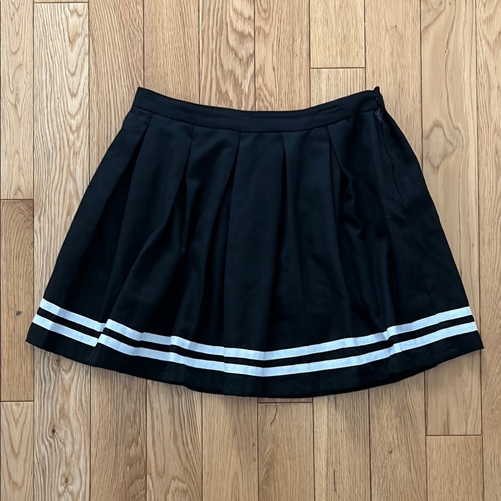 Hot Topic Classic Black Skirt with White Stripes, Sz Med